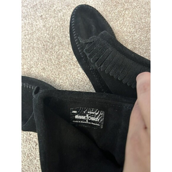 Minnetonka Back Zip Hardsole Boot Womens Size 7 Black - Picture 6 of 8